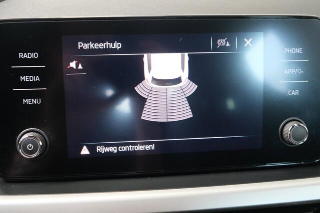 Skoda Kamiq 1.0 TSI Sport Business - N.A.P. Airco, Cruise, PDC, Carplay.