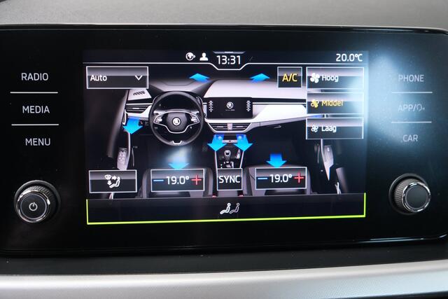 Skoda Kamiq 1.0 TSI Sport Business - N.A.P. Airco, Cruise, PDC, Carplay.
