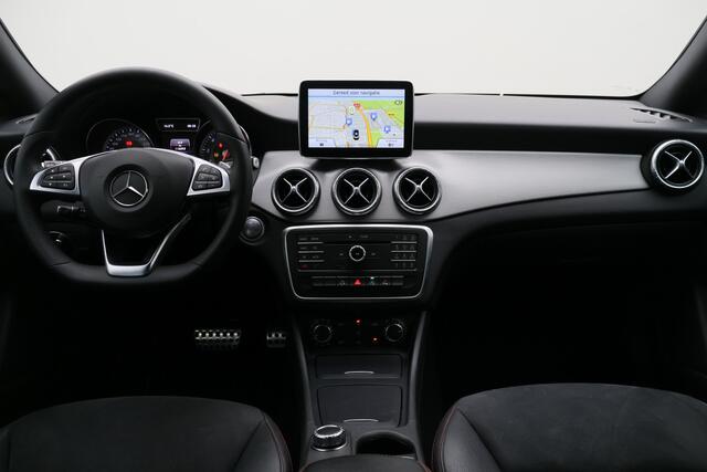 Mercedes-Benz CLA-Klasse 180 Ambition AMG-Line Automaat Xenon, Navigatie, Cruise, PDC, 18