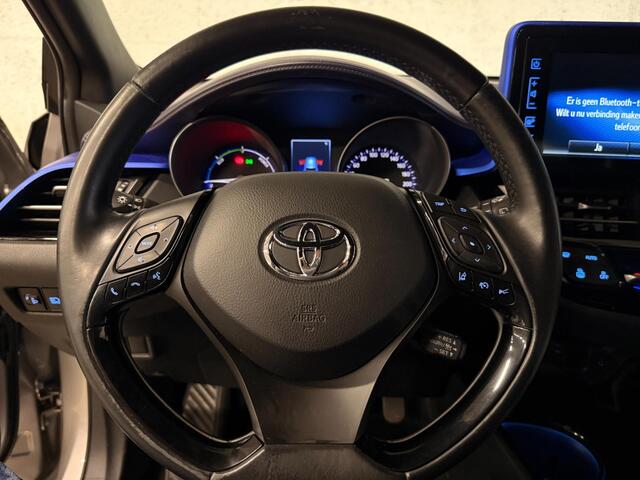 Toyota C-HR 1.8 Hybrid Bi-Tone Plus Navi|Clima|Cruise|Camera|Trekhaak 