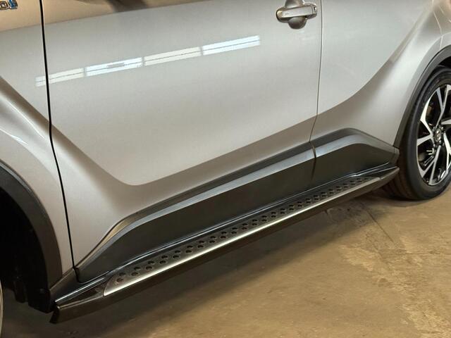 Toyota C-HR 1.8 Hybrid Bi-Tone Plus Navi|Clima|Cruise|Camera|Trekhaak 