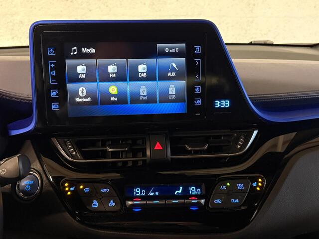 Toyota C-HR 1.8 Hybrid Bi-Tone Plus Navi|Clima|Cruise|Camera|Trekhaak 