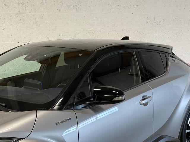 Toyota C-HR 1.8 Hybrid Bi-Tone Plus Navi|Clima|Cruise|Camera|Trekhaak 