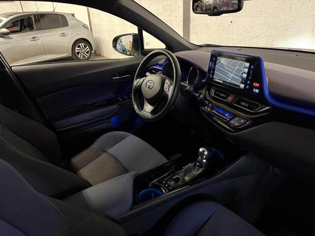Toyota C-HR 1.8 Hybrid Bi-Tone Plus Navi|Clima|Cruise|Camera|Trekhaak 