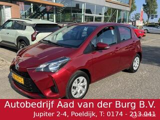 TOYOTA YARIS 1.0 VVT-i Comfort Trekhaak , Airco , Electrische ramen & Spiegels , Hoge instap