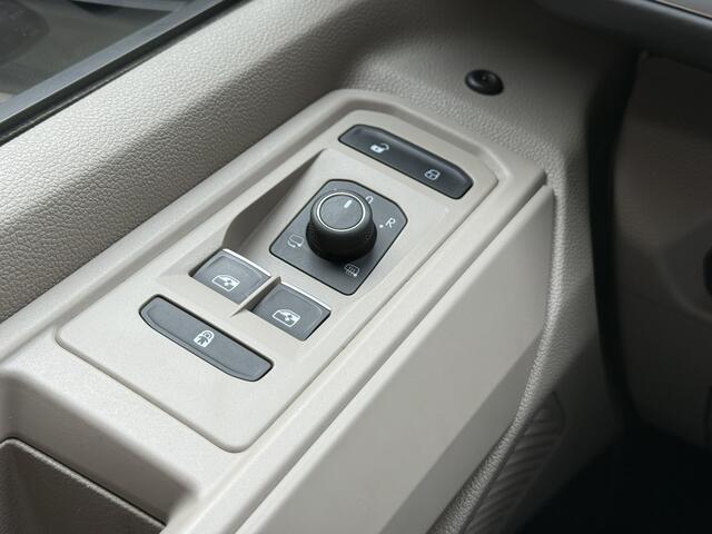 Volkswagen Multivan 1.4 eHybrid L2H1 Energetic | 360 Camera | Stoel/Stuurverwarming | IQ Light | Panoramadak | Apple Carplay | Keyless Entry/Go