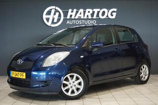 TOYOTA YARIS 1.3 VVTi Sol MMT + AUTOMAAT / STOELVERWARMING / AIRCO