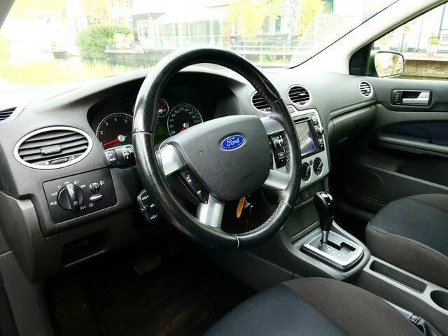 Ford Focus 1.6-16V Automaat 101pk 2e eig. 5-deurs Airco Cruise Trekhaak