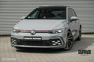 VOLKSWAGEN GOLF 2.0 TSI GTI | IQ.Light | HUD | Pano | Stoelverw en ventilatie | DCC | ACC | Vienna Leder | Stuurwielverw. | Moonstone Grey | Carplay | Trekhaak