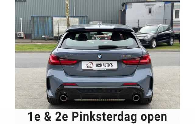 BMW 1-Serie M135i xDrive Executive | Head up CarPlay| Automaat | NAP | Garantie