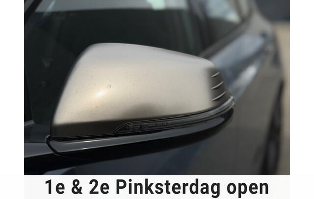 BMW 1-Serie M135i xDrive Executive | Head up CarPlay| Automaat | NAP | Garantie