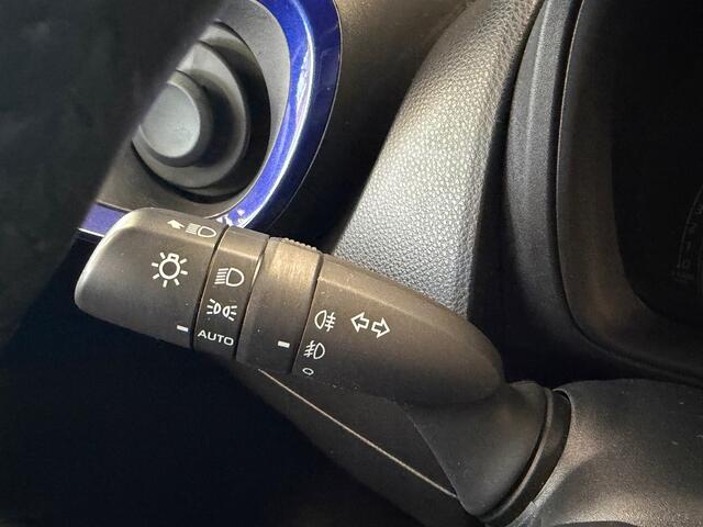 Toyota Aygo X 1.0 VVT-i S-CVT Envy AUT. AIRCO CAMERA BLUETOOTH STOELVERWARMING START/STOP CRUISE LANE-ASSIST