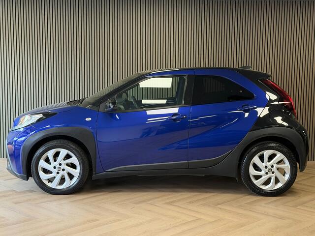 Toyota Aygo X 1.0 VVT-i S-CVT Envy AUT. AIRCO CAMERA BLUETOOTH STOELVERWARMING START/STOP CRUISE LANE-ASSIST