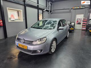 Volkswagen Golf VI