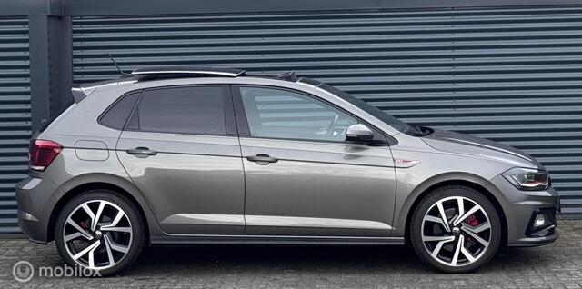 Volkswagen Polo 2.0 TSI GTI Pano ACC Lane assist Keyless Cam
