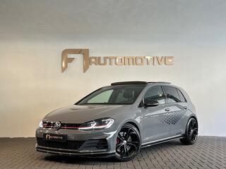 Volkswagen Golf VII