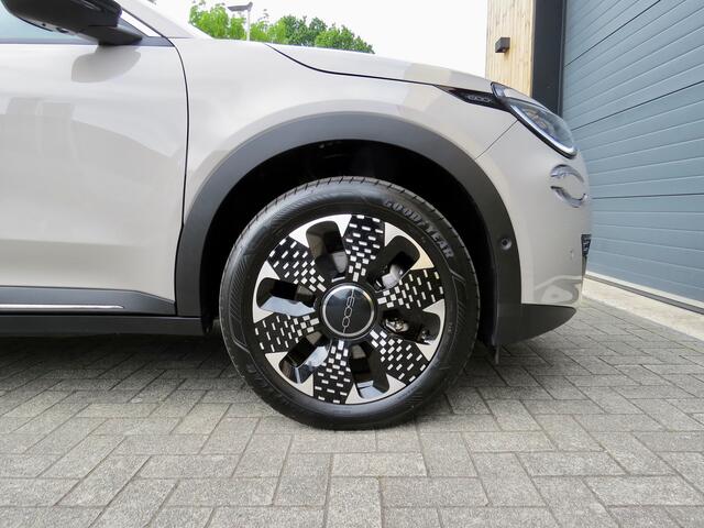 Fiat 600 600e La Prima 54 kWh Full option Leder Stoelmassage