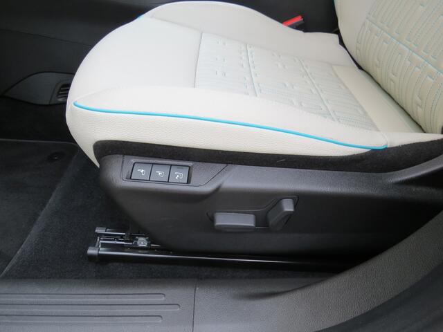 Fiat 600 600e La Prima 54 kWh Full option Leder Stoelmassage