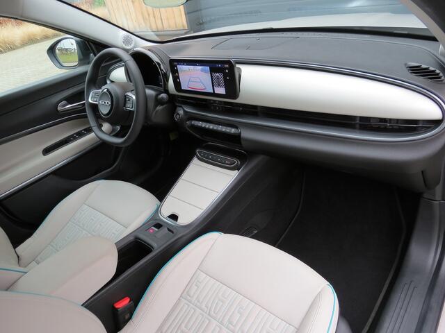 Fiat 600 600e La Prima 54 kWh Full option Leder Stoelmassage