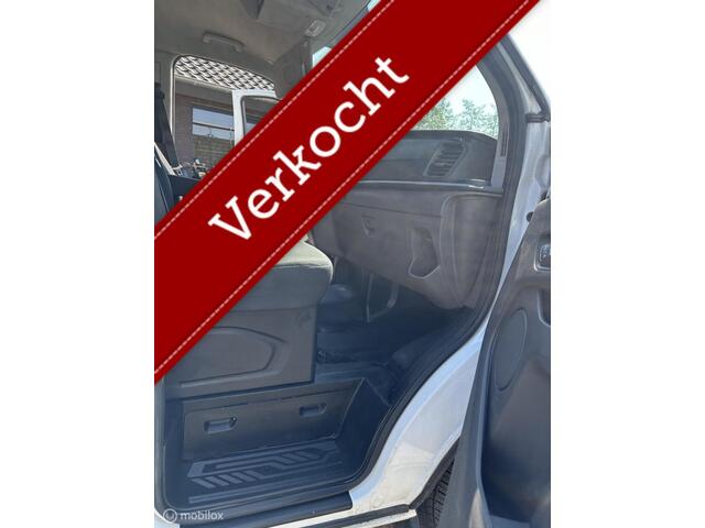 Ford Transit CUSTOM 340 2.0 TDCI L2H2 Trend