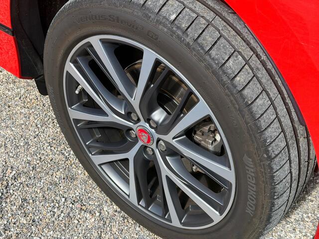 Jaguar I-Pace EV400 First Edition 90 kWh 91% SOH Uniek laag Kms e Banden Vol Optie