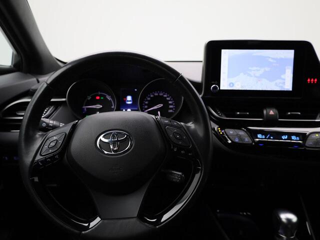 Toyota C-HR 1.8 140Pk Hybrid Business Plus | Navigatie | Climate Control | Stoel & Stuurverwarming | Licht metalen velgen 18 inch | Adaptive Cruise Control |