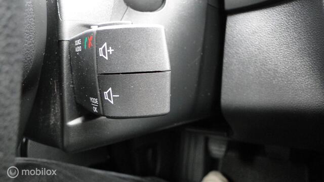 Renault Clio , benzine, schakel, 123.039 km