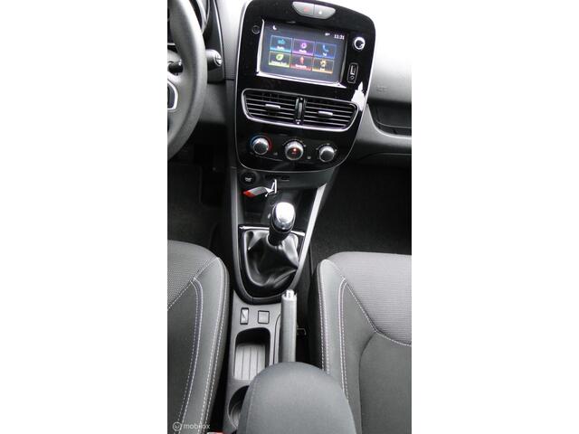 Renault Clio , benzine, schakel, 123.039 km