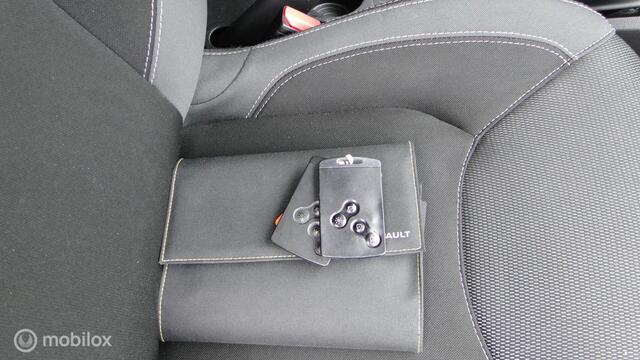 Renault Clio , benzine, schakel, 123.039 km