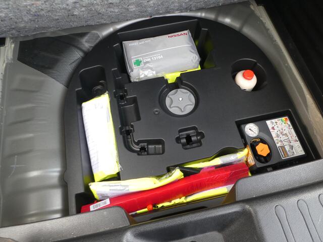 Nissan Juke 1.6 N-Connecta Automaat, Navi, Camera, 17 LM Velgen
