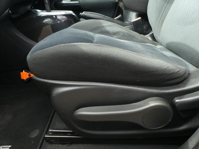 Nissan Juke 1.6 N-Connecta Automaat, Navi, Camera, 17 LM Velgen