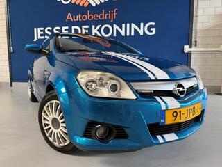 OPEL TIGRA TwinTop 1.4-16V Rhythm / bj.2009 / kleur: blauw / NAP met 156174 km.en APK tot 05/2027 / Hardtop Cabriolet / Navigatie.