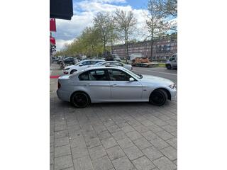 BMW 3-SERIE 328I Vol