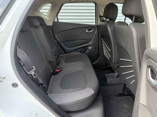 Renault Captur 0.9 TCe Intens [ Fm navi, camera, ecc, lmv, trekhaak ]