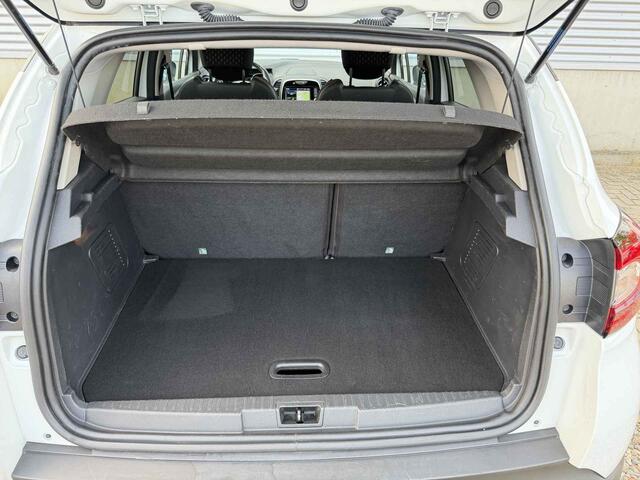 Renault Captur 0.9 TCe Intens [ Fm navi, camera, ecc, lmv, trekhaak ]