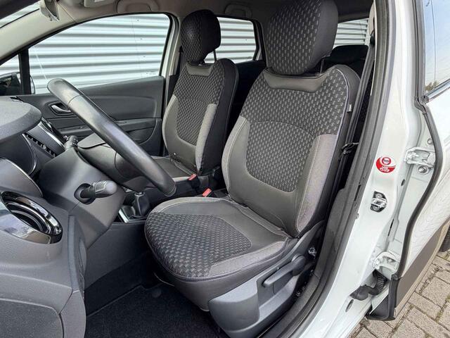 Renault Captur 0.9 TCe Intens [ Fm navi, camera, ecc, lmv, trekhaak ]