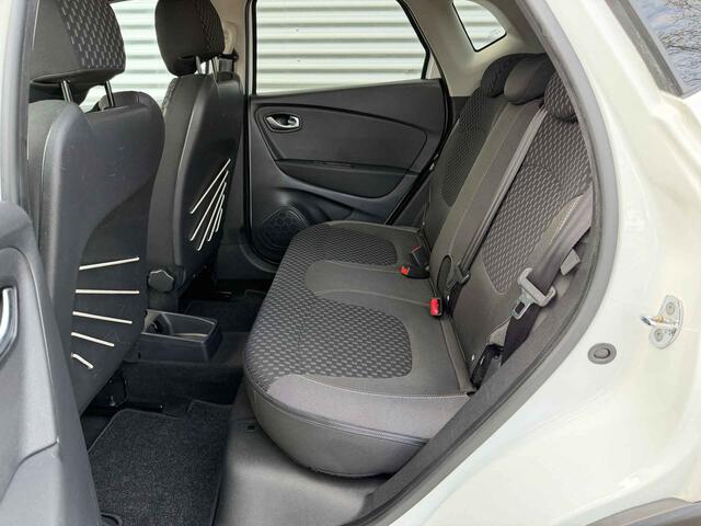 Renault Captur 0.9 TCe Intens [ Fm navi, camera, ecc, lmv, trekhaak ]