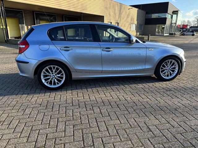 BMW 1-Serie 116d Corporate Business Line [ fm navi, airco, audio, cruise, 17``lmv ]