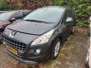 PEUGEOT 3008 1.6 VTi GT
