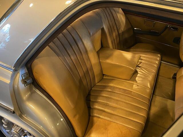 Mercedes-Benz 300 SEL 6.3 W109