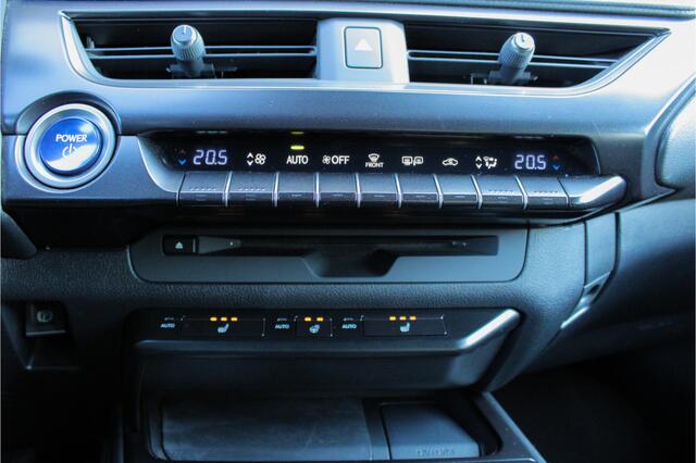 Lexus UX 250h Business Line |parkeersensoren|stoel/stuurverwarming|Apple/Android|ACC|