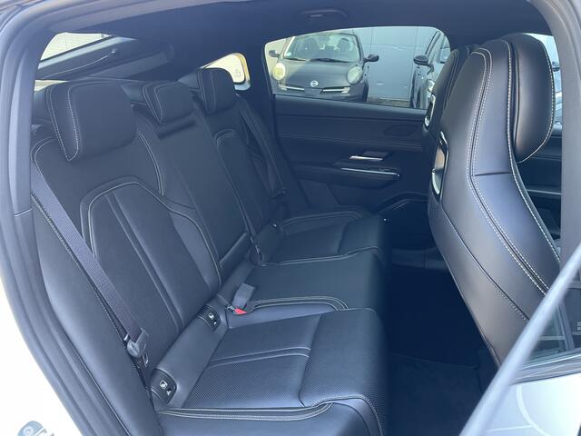 Mazda 6 6e Takumi Business Edition 68.8 kWh | BLACK PAKKET | ZWART LEDER | 360 CAMERA | PANO |