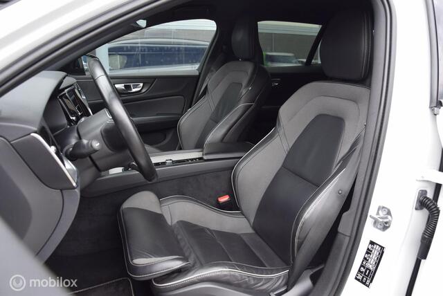 Volvo V60 2.0 B3 mhev R-Design ACC Trekhaak Camera