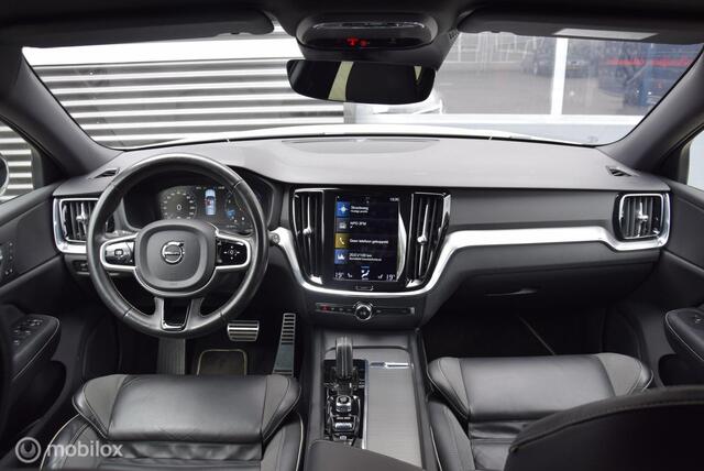 Volvo V60 2.0 B3 mhev R-Design ACC Trekhaak Camera