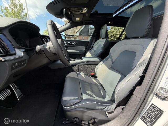 Volvo V60 T8 Recharge AWD R-Design B&W Panorama 19 Trkh 360