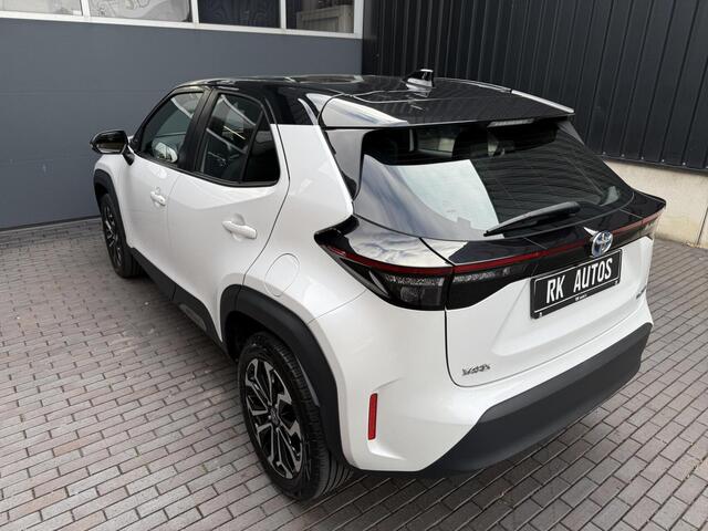 Toyota Yaris Cross 1.5 Hybrid Bi-Tone / Camera /Navi / Uniek