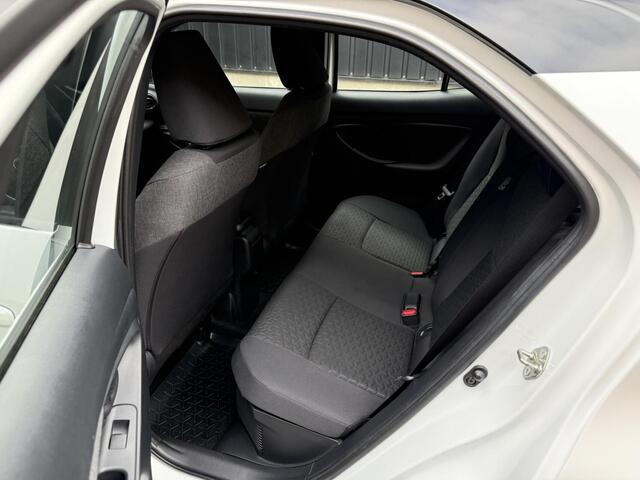 Toyota Yaris Cross 1.5 Hybrid Bi-Tone / Camera /Navi / Uniek