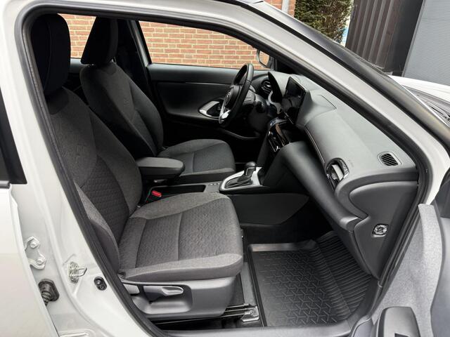 Toyota Yaris Cross 1.5 Hybrid Bi-Tone / Camera /Navi / Uniek