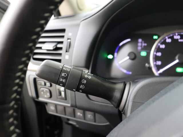 Lexus CT 200h Business Launch Edition | LED | Premium Navigatie | Safety System |