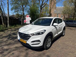 HYUNDAI TUCSON 1.6 T-GDi i-Motion. Wij zijn altijd de goedkoopste met de beste Vakgarage service. 177 pk/ 1900 kg trekgewicht